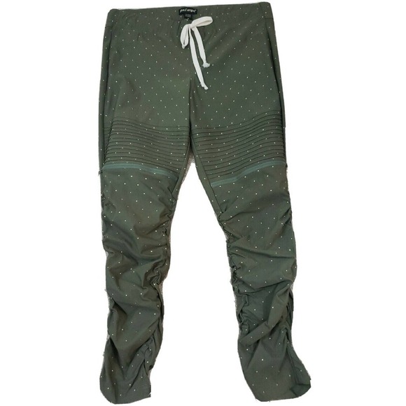 Like an angel ~Woman Plus Size 3X~ Olive Green Stretch Pants Embellished. - Picture 4 of 12